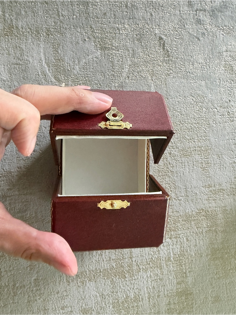 Vintage Folding Jewelry Box Burgundy Gold Tone Clasp Satin Interior